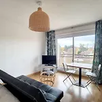 Apartamento Bel Avec Grand Balcon Et Parking Privé *