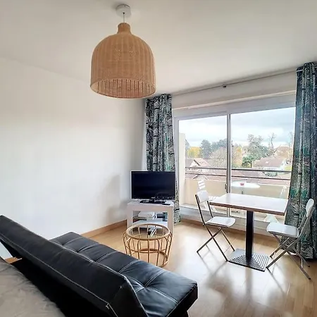 Apartment Bel Avec Grand Balcon Et Parking Prive *